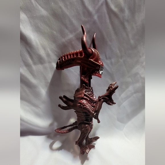 Vintage 1992 Kenner Alien Bull action figure Xenomorph 5 " - Picture 3 of 7